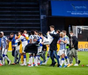 BOB半岛-13天5赛，果断轮换9人+变阵，柏林赫塔变出生天