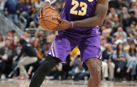 BOB半岛-詹姆斯还需证明自己？媒体人：不 他已足够成功 只是有人说他需要