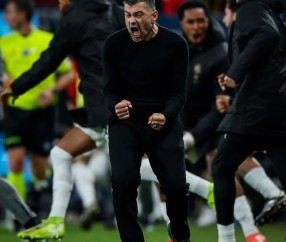 BOB半岛-超级杯标记红黑当代史，孔塞桑成米兰最快冠军主帅