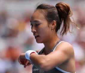 BOB半岛-带伤上场遭争议判罚 但郑钦文不想为出局找借口